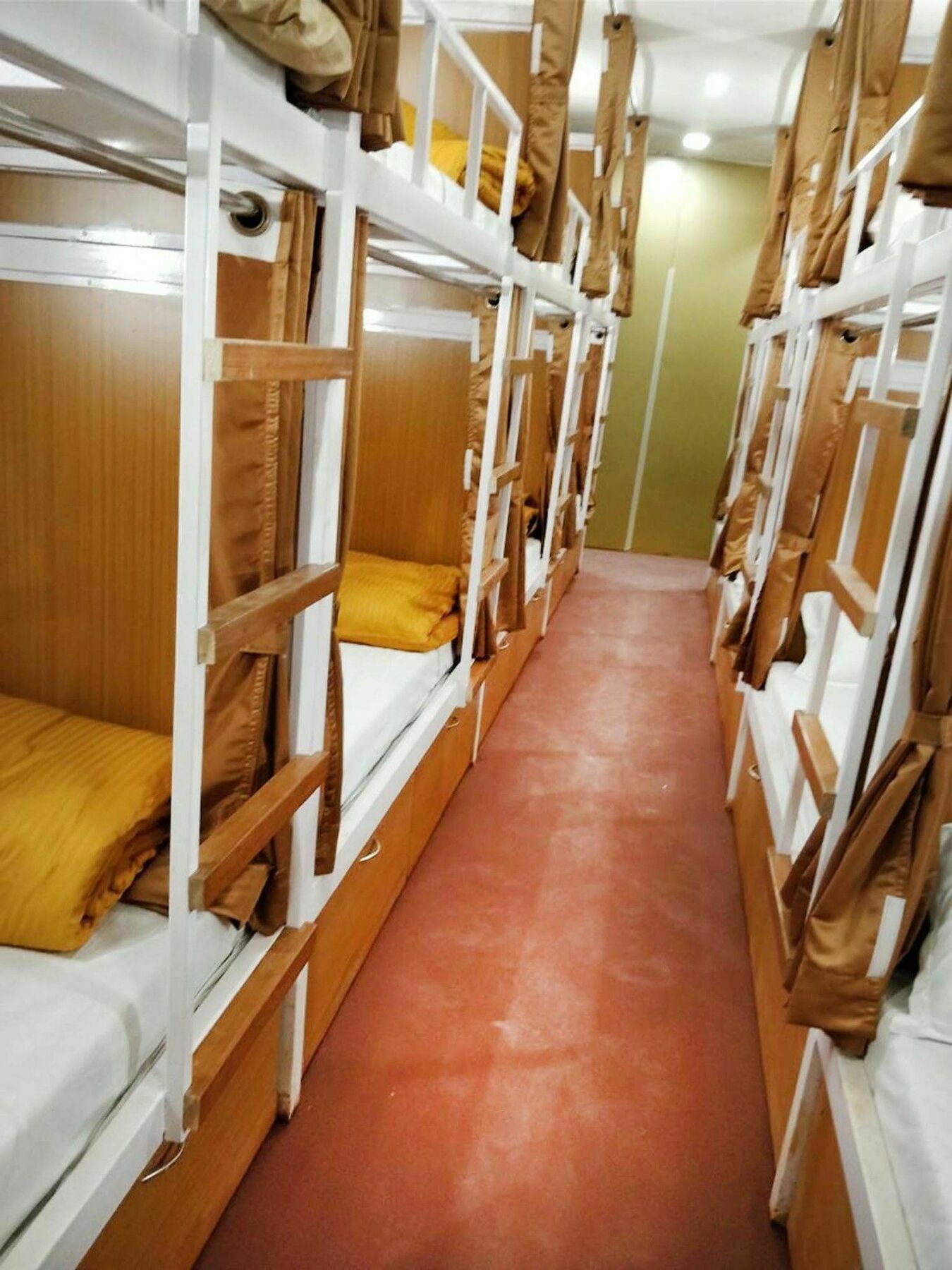 Отель Mumbai Backpackers,Airport Экстерьер фото